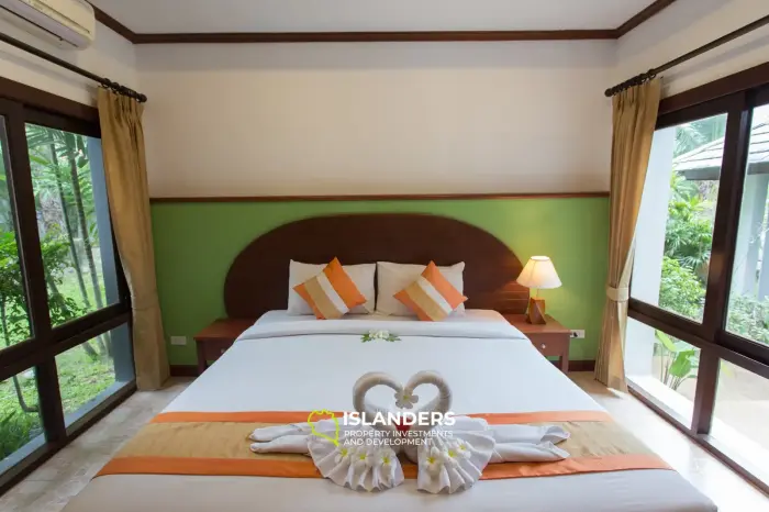 Villa de trois chambres avec piscine privée