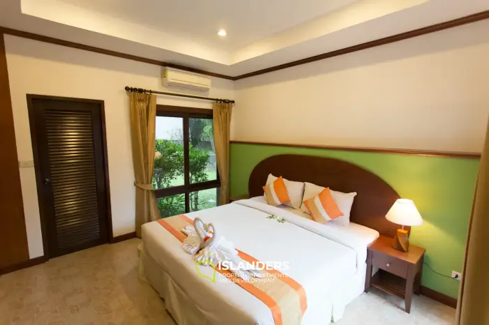 Villa de trois chambres avec piscine privée
