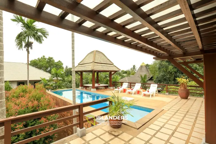 Villa de trois chambres avec piscine privée