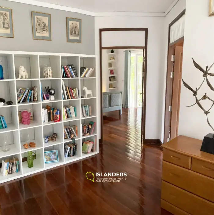 Comfortable 3-bedroom villa with swimming pool
