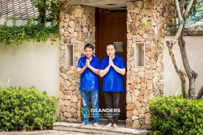 Villa mit 3 Schlafzimmern, modernen Annehmlichkeiten und traditionellem Thai-Stil