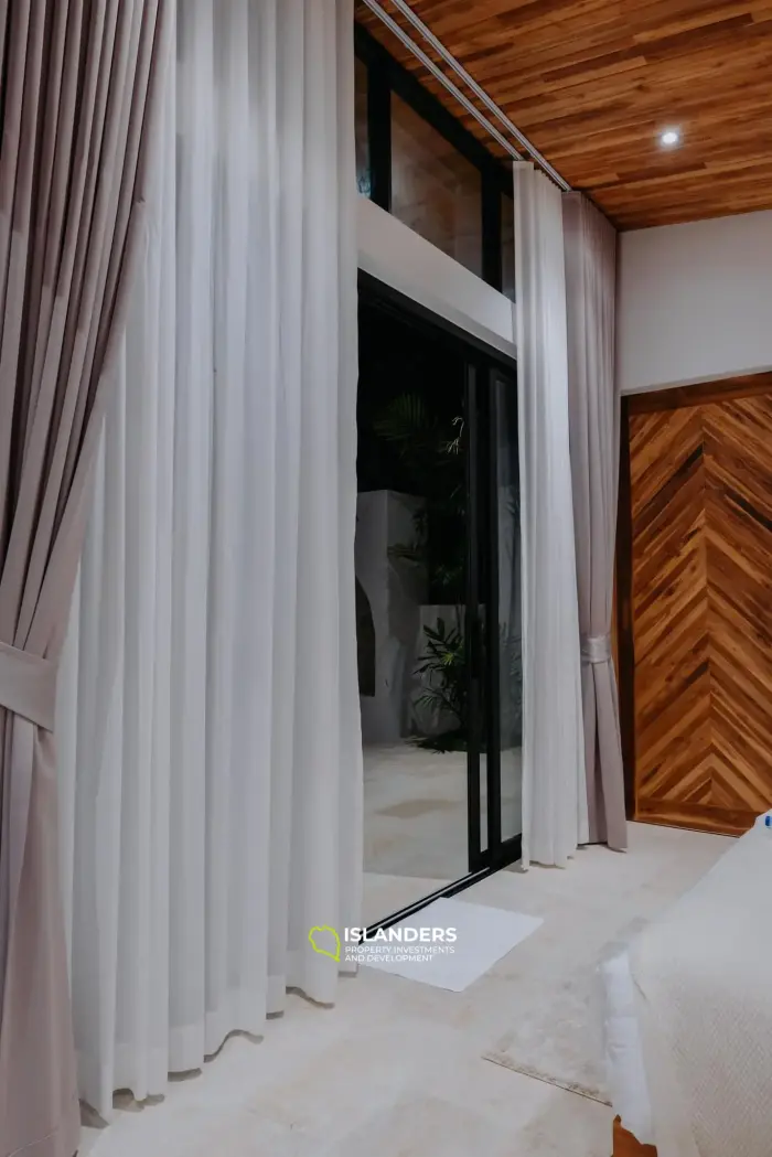 LUX  GARDEN VILLAS -  HOT INVESMENT OPPORTUNITY - ROI up 15%