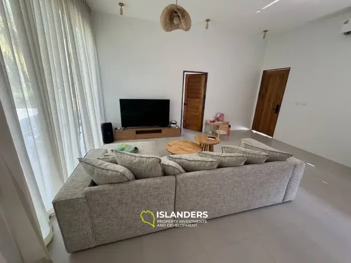 3-Bedroom Villa in 5 min walking distance to the Beach!!!