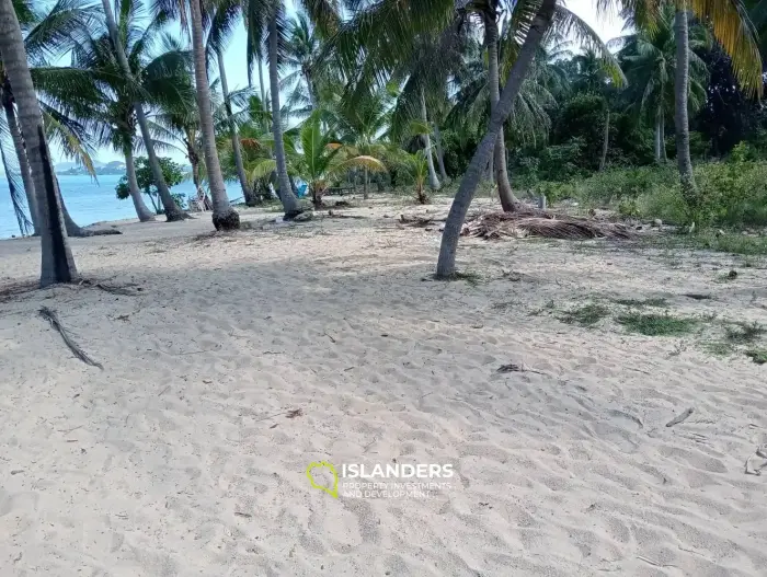 קרקע על חוף הים במאה נאם, קו סמוי