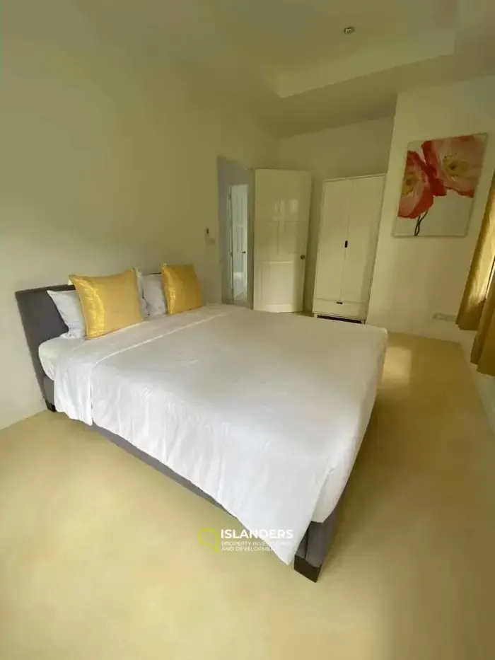 Grande villa avec piscine 4 chambres avec mobilier