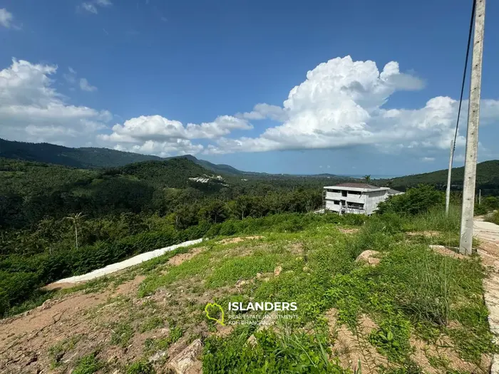 Scenic Land Plot for Sale in Maenam – 1,400 sqm with Thai Company