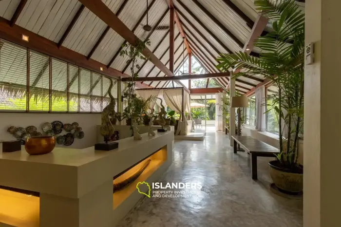 Spacious 4-Bedroom Private Villa with Garden & Pool – For Monthly Rent