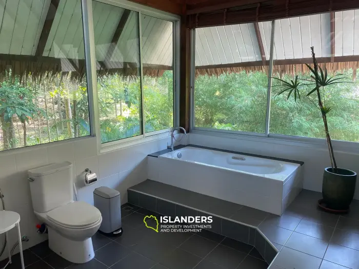 Spacious 4-Bedroom Private Villa with Garden & Pool – For Monthly Rent