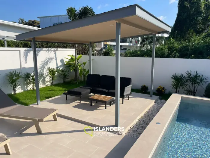 Villa de 2 dormitorios con piscina y una arquitectura cuidadosamente diseñada