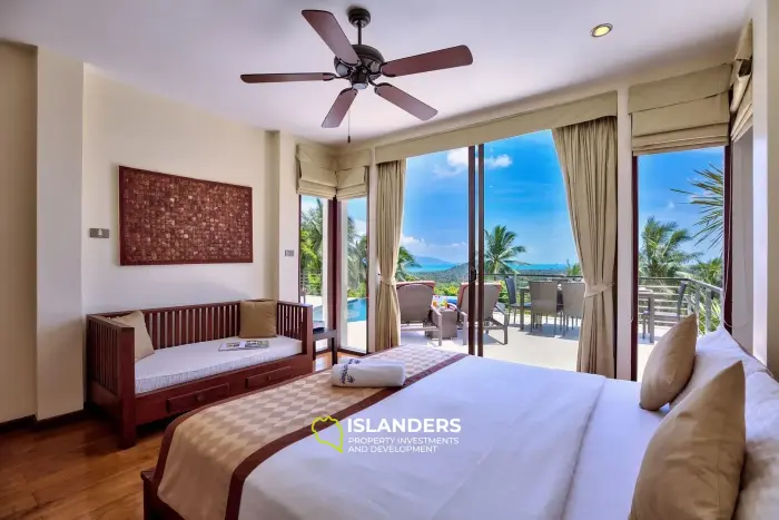 Luxury 5 bdrm pool villa overlooking ocean and rainforest