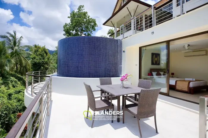 Luxury 5 bdrm pool villa overlooking ocean and rainforest