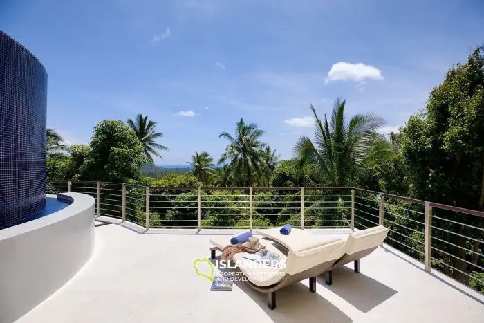 Luxury 5 bdrm pool villa overlooking ocean and rainforest