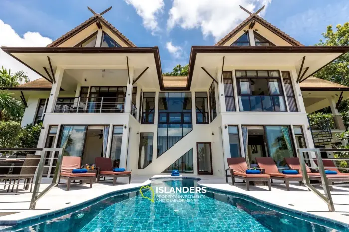 Luxury 5 bdrm pool villa overlooking ocean and rainforest