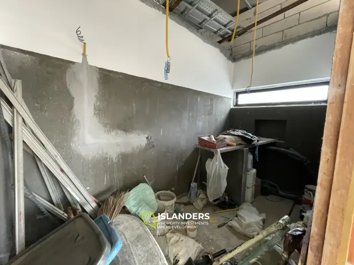 พูลวิลล่า 5 ห้องนอน ห่างจากทะเลเพียงไม่กี่ก้าว