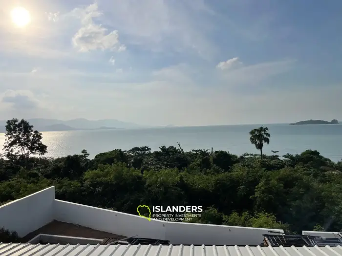 พูลวิลล่า 5 ห้องนอน ห่างจากทะเลเพียงไม่กี่ก้าว