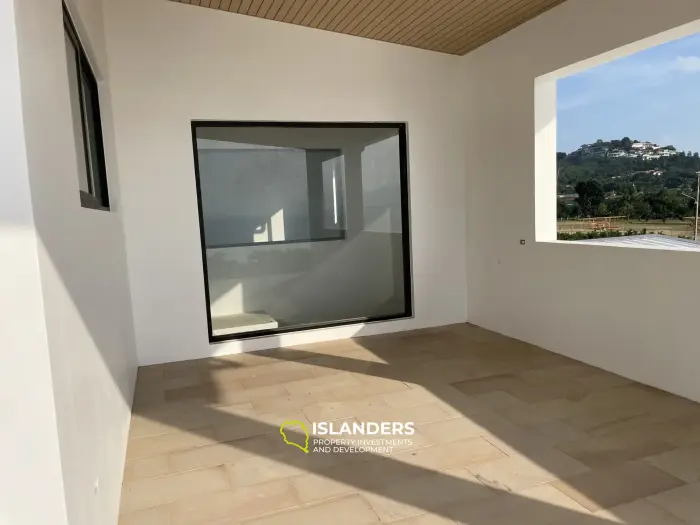 พูลวิลล่า 5 ห้องนอน ห่างจากทะเลเพียงไม่กี่ก้าว