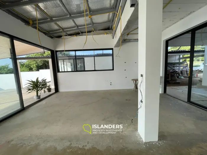 พูลวิลล่า 5 ห้องนอน ห่างจากทะเลเพียงไม่กี่ก้าว