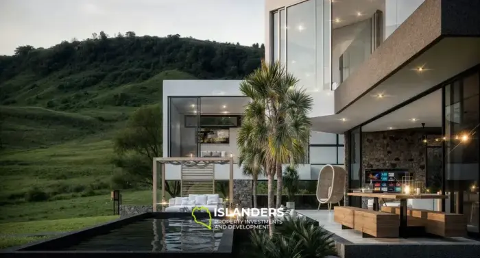 Stylish 4 bdrm pool villa in a prestigious area of ​​the island