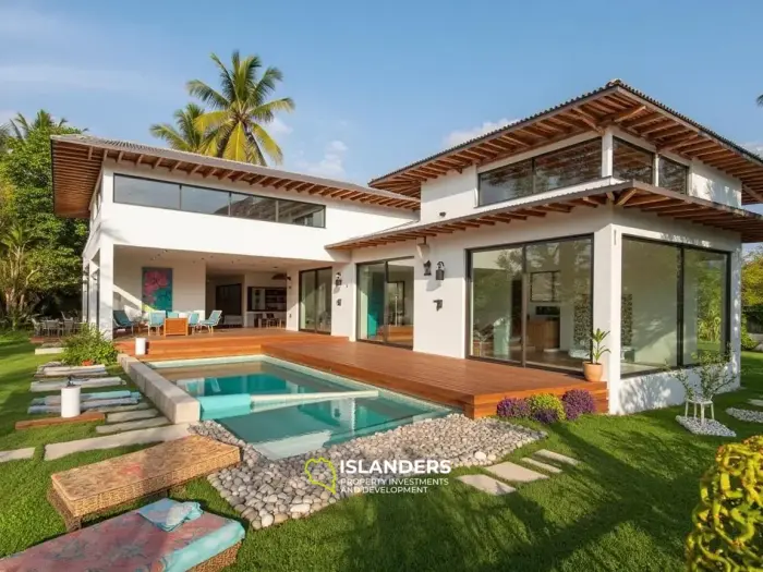3-bedroom pool villa in Maenam