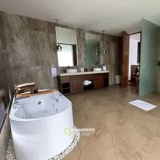 Villa à Bali à Canggu No. 200