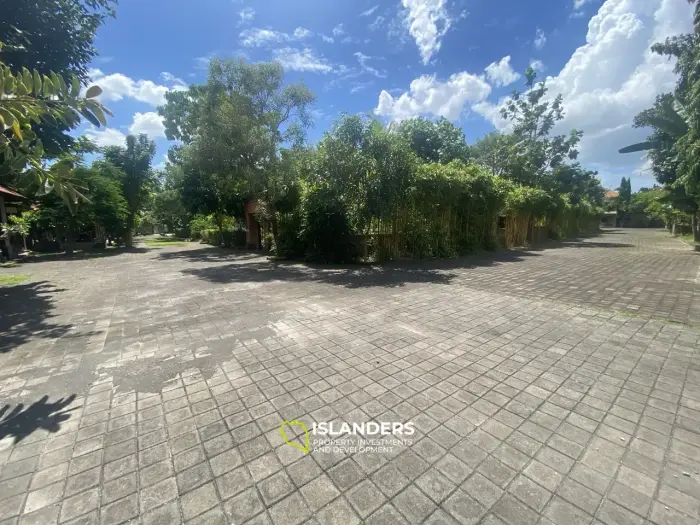 אדמה בבאלי מספר AL105 שטחה 80 דונם. זכויות חכירה ל-30 שנה. אדמה בתנאי שותפות.