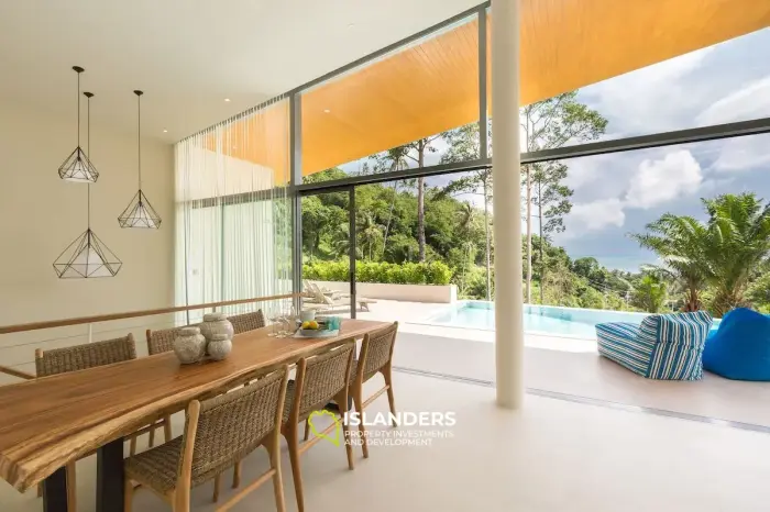 Pool villa 3 bdrm on a hill overlooking the Gulf of Thailand