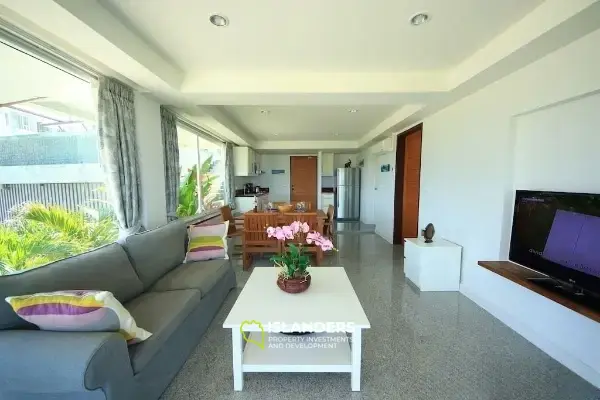 Condominio de 1 dormitorio con vista al mar.