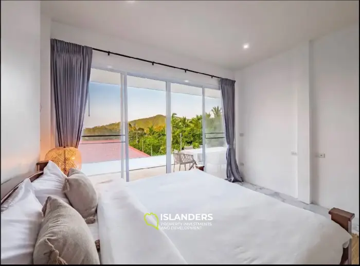 Villa con piscina de 5 habitaciones en una zona tranquila.
