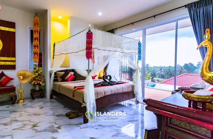 Villa con piscina de 5 habitaciones en una zona tranquila.