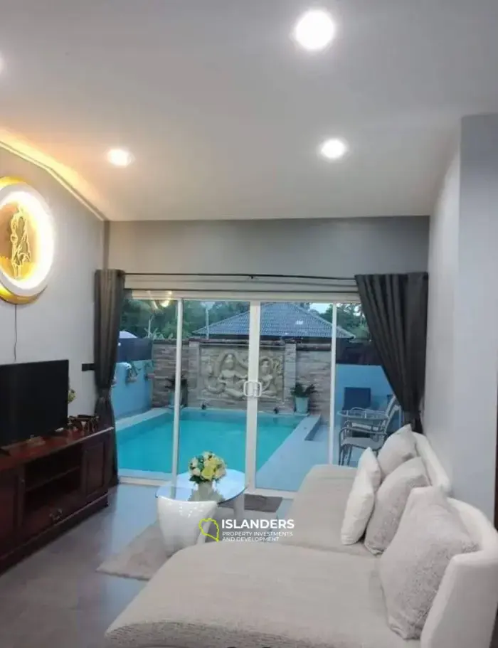 Villa con piscina de 5 habitaciones en una zona tranquila.