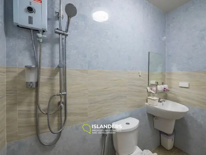 Villa con piscina de 5 habitaciones en una zona tranquila.
