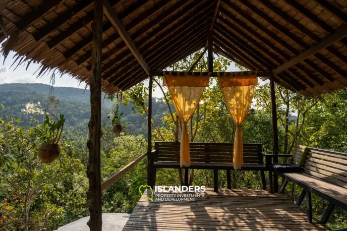 บ้านบนยอดเขาแบบไม่เหมือนใครพร้อมวิว 360 องศาที่น่าทึ่ง