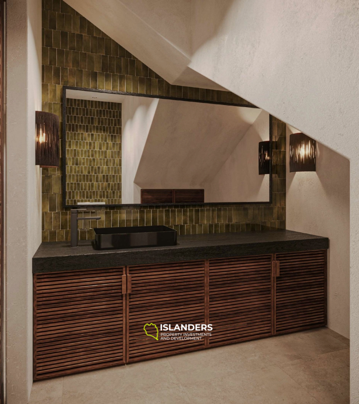 Просторная вилла с 3 спальнями и видом на сад с бассейном.