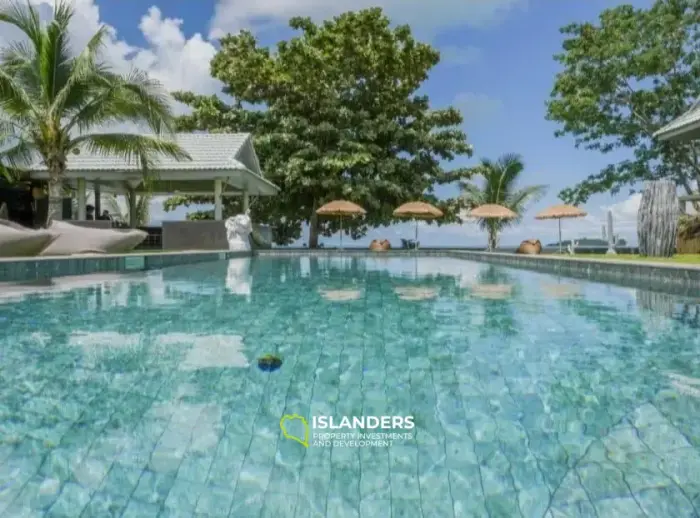 Mini resort 5 bdrm with swimming pool on the first coastline (Thong Son Beach)