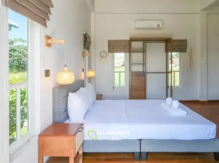 Mini resort 5 bdrm with swimming pool on the first coastline (Thong Son Beach)