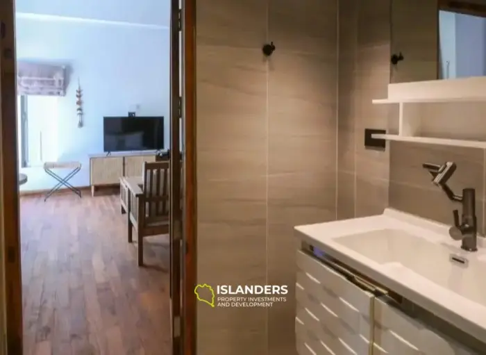 Mini resort 5 bdrm with swimming pool on the first coastline (Thong Son Beach)