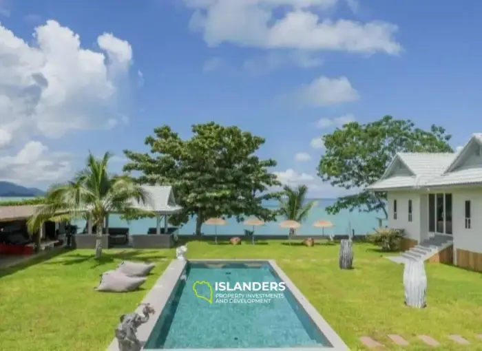 Mini resort 5 bdrm with swimming pool on the first coastline (Thong Son Beach)