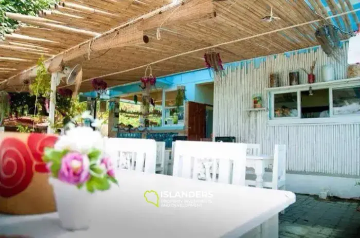 Beach front hotel - Chaloklum