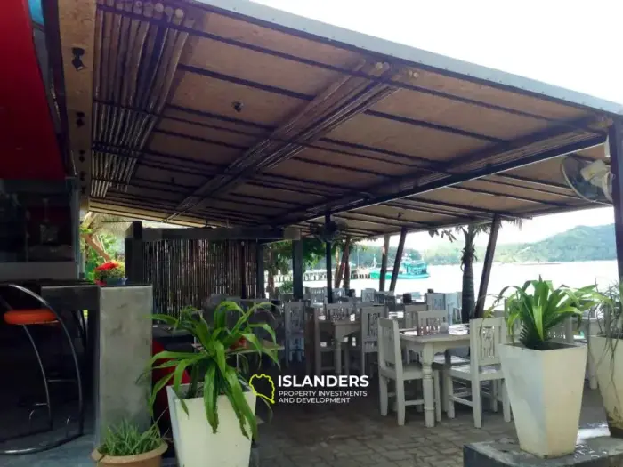 Beach front hotel - Chaloklum