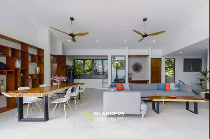 วิลล่าพร้อมสระว่ายน้ำ 3 ห้องนอนกว้างขวางในพื้นที่สีเขียวที่เงียบสงบ