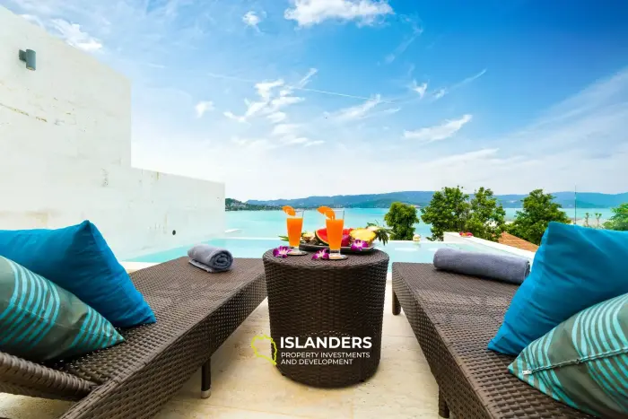 Two-storey pool villa 4 bdrm with access to private beach