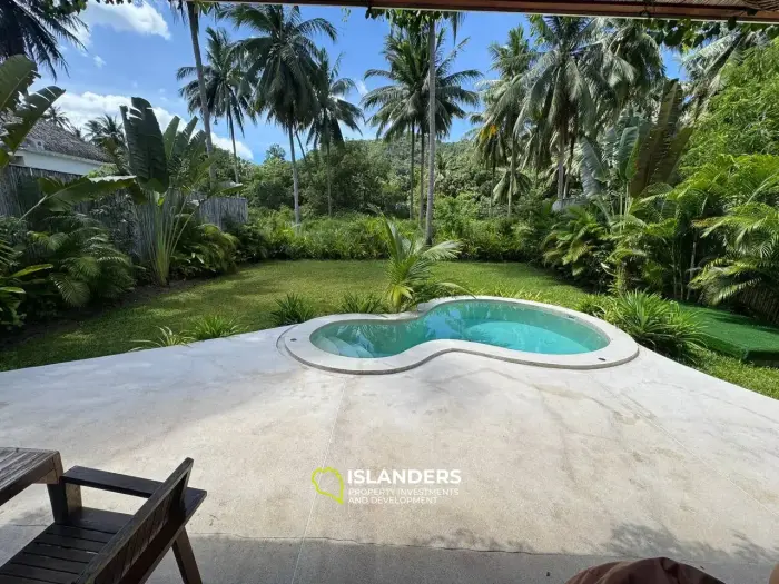 🏡 Villa Tropical Hideaway con Gran Jardín y Piscina Privada – Coconut Lane, Koh Phangan 🌴🌺