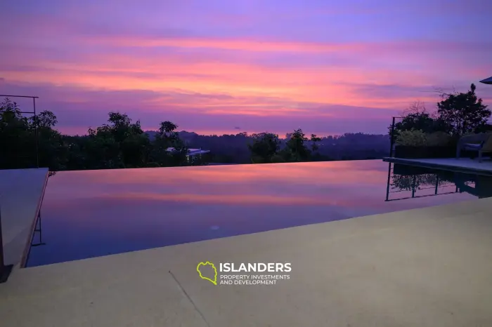 🌅 Oceanview Sunset Villa – 4BR Private Estate with Infinity Pool & Expansive Sea Views