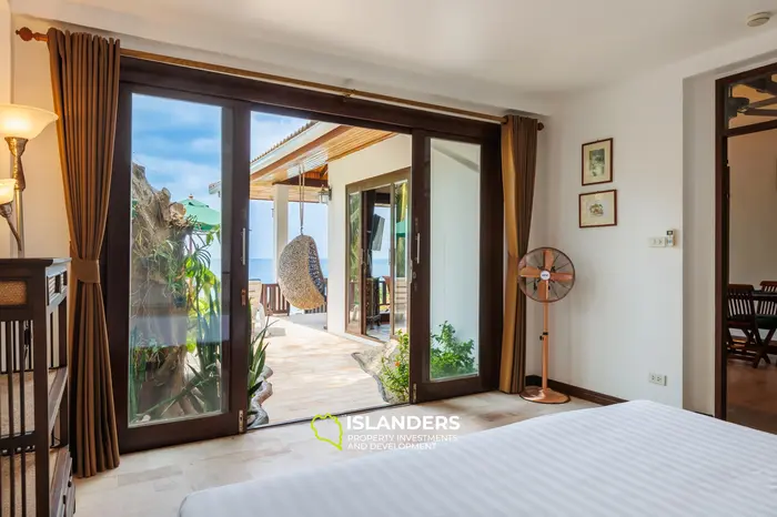 LUXURY BEACH FRONT VILLA RETREAT IN KOH PHANGAN