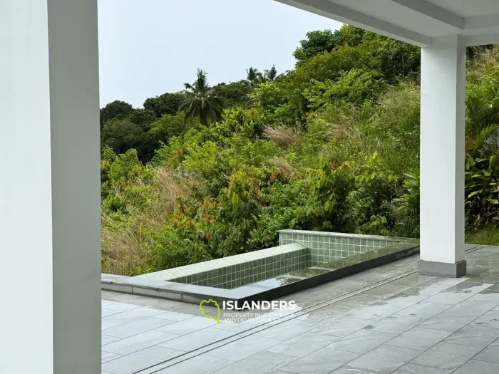 Ein außergewöhnliches 3-Zimmer-Haus mit Blick auf die Bucht.