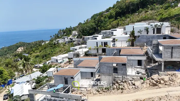 海を見渡すラグジュアリーな3ベッドルームヴィラ