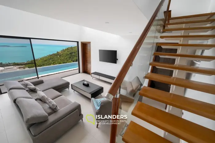 Villa con piscina de 3 habitaciones con vista al mar y gran terreno.