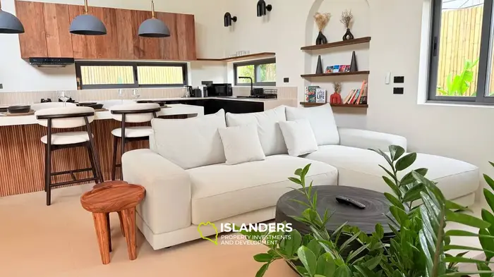 Tropical Luxury 2BD Villa & Smart Investment