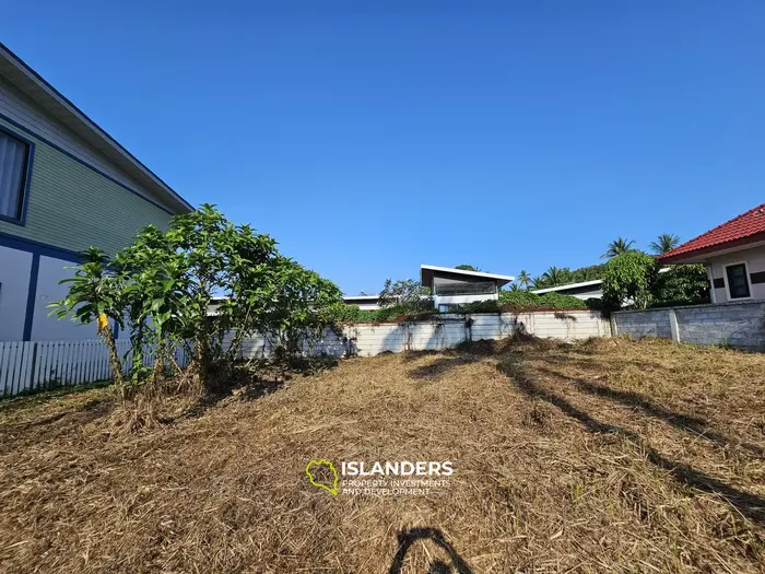 Terrain plat Madua Wan prêt à construire avec un accès facile.