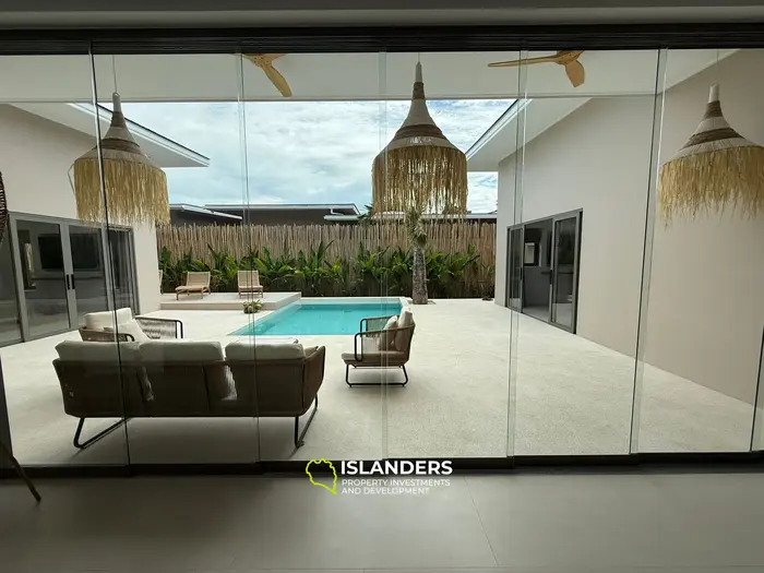 New 3 bdrm pool villa within walking distance to Fisherman's Village